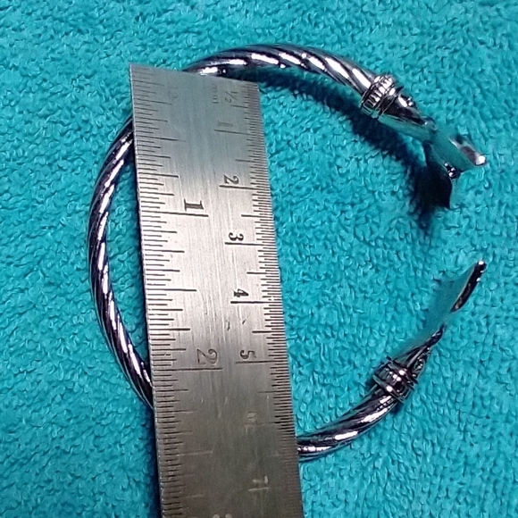 Silvertone faux abalone adjustable twist wire cuff mermaid tail bracelet - Picture 3 of 7